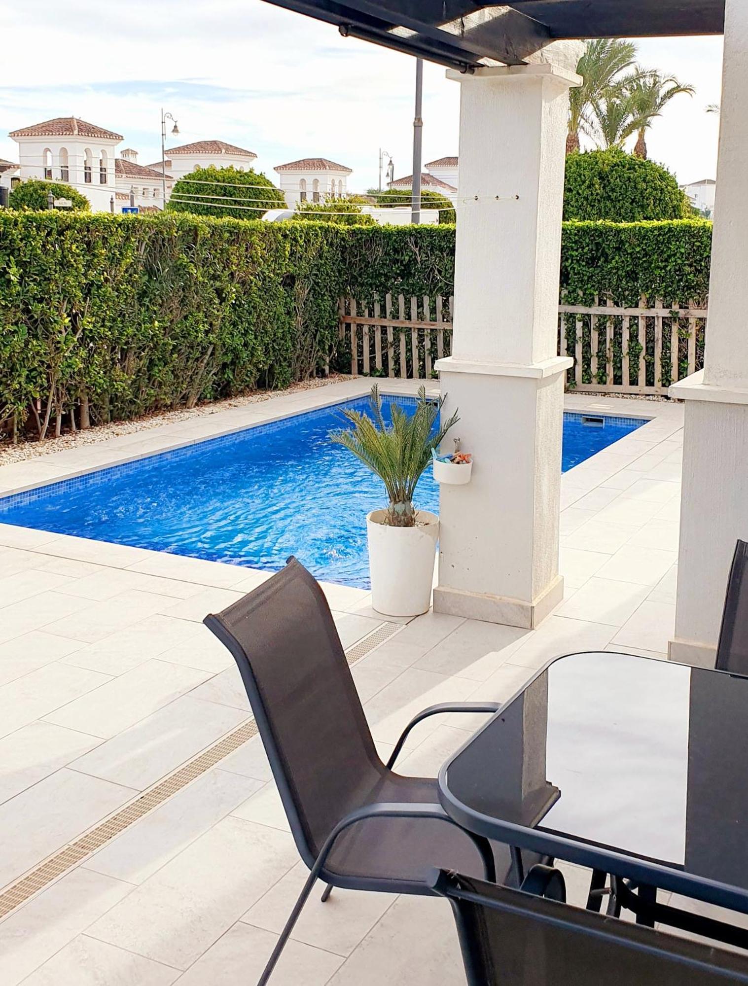Villa Mit Privatem Pool, Zentrumsnah Roldan Екстер'єр фото